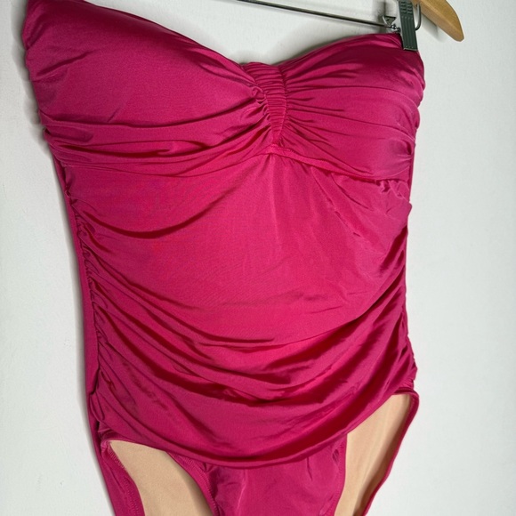 La Blanca Pink Strapless One-Piece Swimsuit Size 8 - Picture 5 of 6